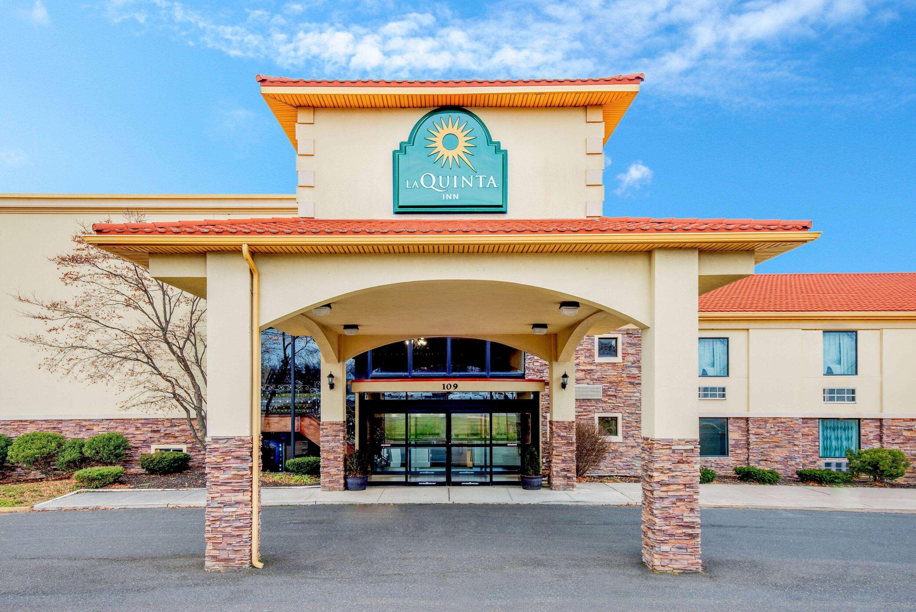 La Quinta Inn By Wyndham West Long Branch Nj Shore Area Eksteriør billede