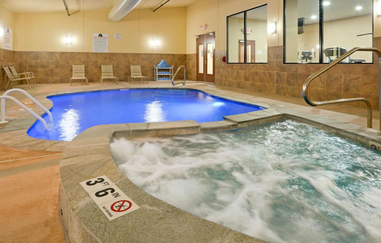 La Quinta Inn By Wyndham West Long Branch Nj Shore Area Eksteriør billede